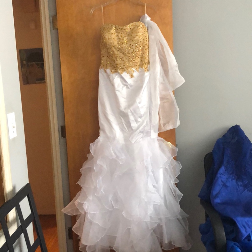Prom dress